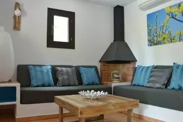 Apartamentos Noray - Es Calo
