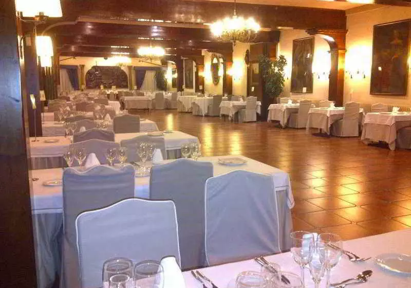 Fotos del hotel Castell De Mata:  7