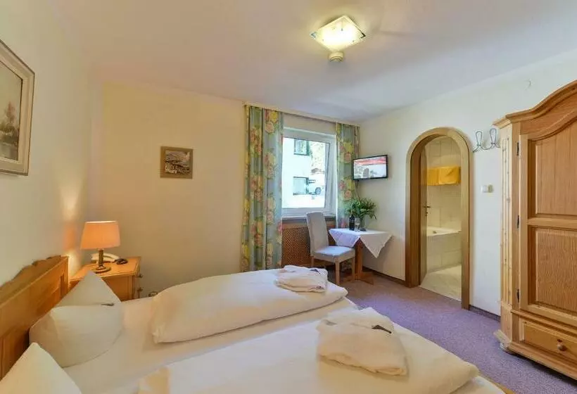 Fotos del hotel Alpenhof:  11