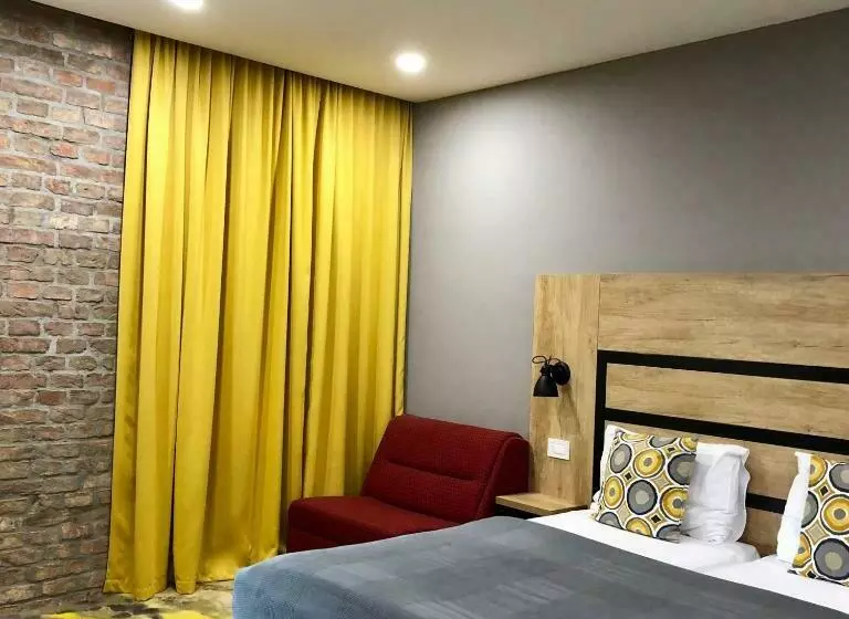 Fotos del hotel Cryston:  2