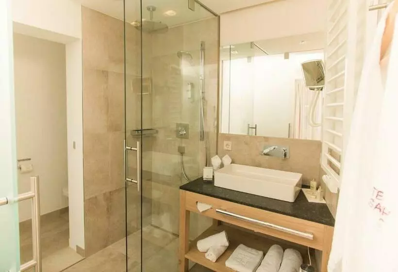 Fotos del hotel Neuhaus:  11