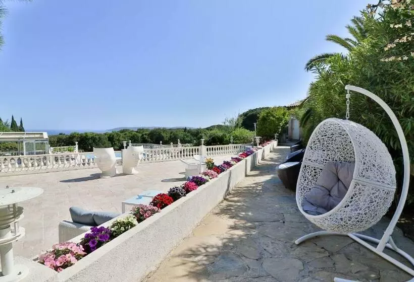 Fotos del hotel Le Mas Bellevue:  14