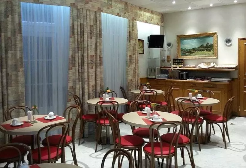 Fotos del hotel Lux:  2