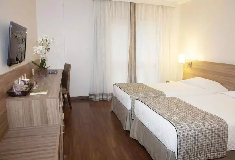 Fotos del hotel Everest Rio:  6