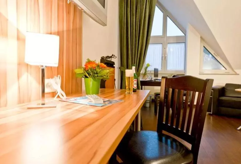 Fotos del hotel Domino:  13