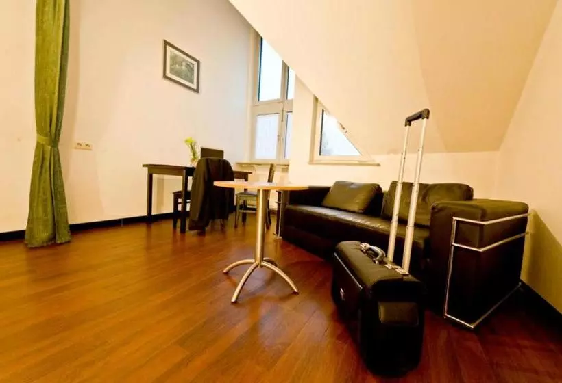 Fotos del hotel Domino:  15