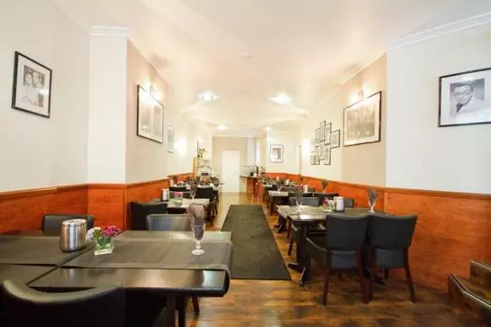 Fotos del hotel Tourist:  2