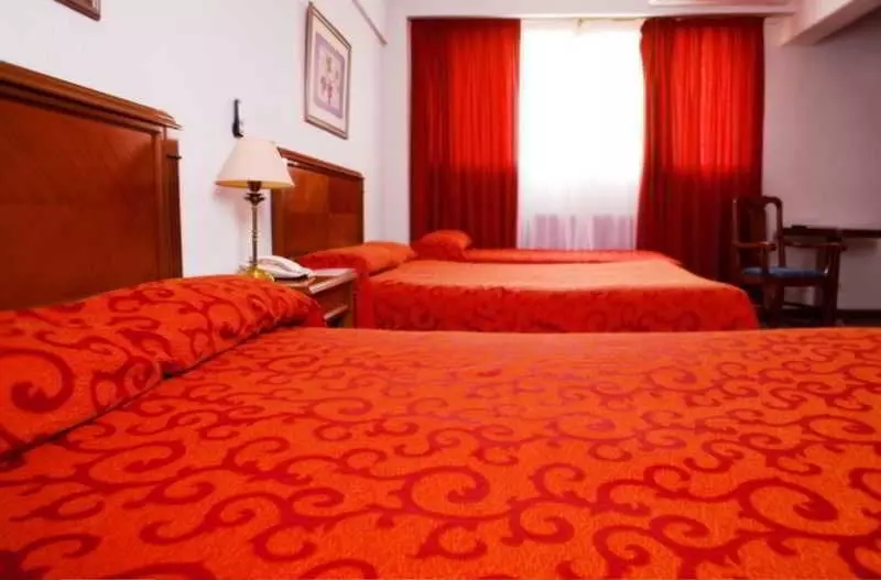 Fotos del hotel Howard Johnson Congreso:  8