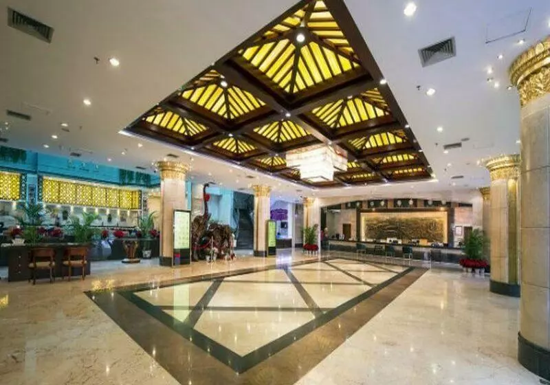 Fotos del hotel Overseas Chinese:  3