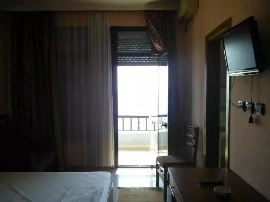 Fotos del hotel Ylli I Detit:  14