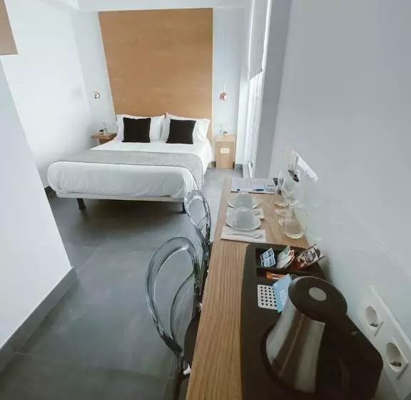 Fotos del hotel Salamanca Suites Libertad:  4