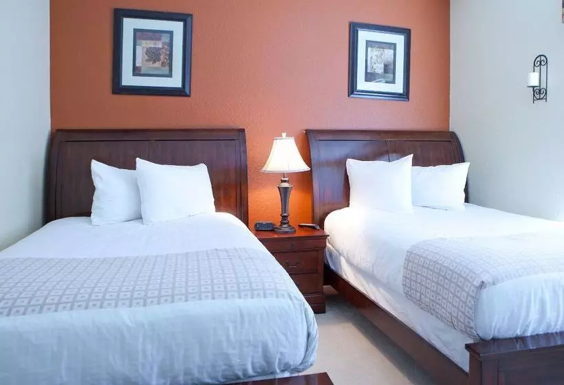 Vista Cay Resort by Millenium