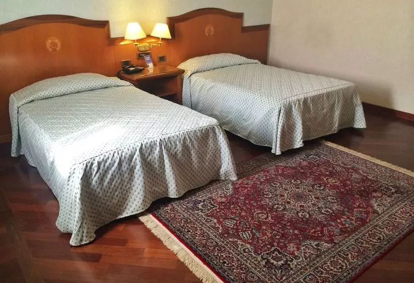 Fotos del hotel Capital Inn:  11