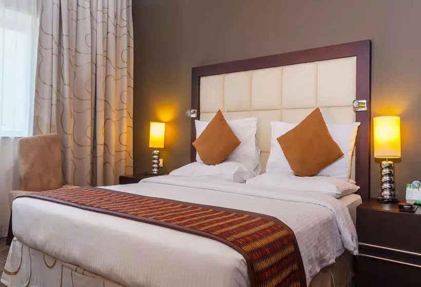 Fotos del hotel Flora Park Deluxe Hotel Apartments:  14