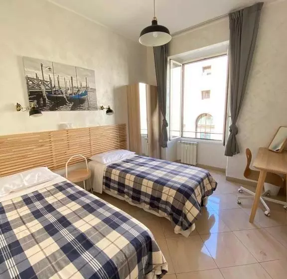 Fotos del hotel Euro Star Guest House:  10