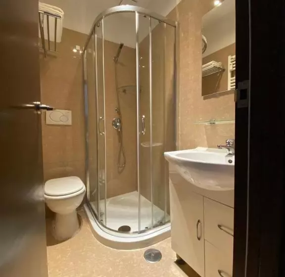 Fotos del hotel Euro Star Guest House:  4