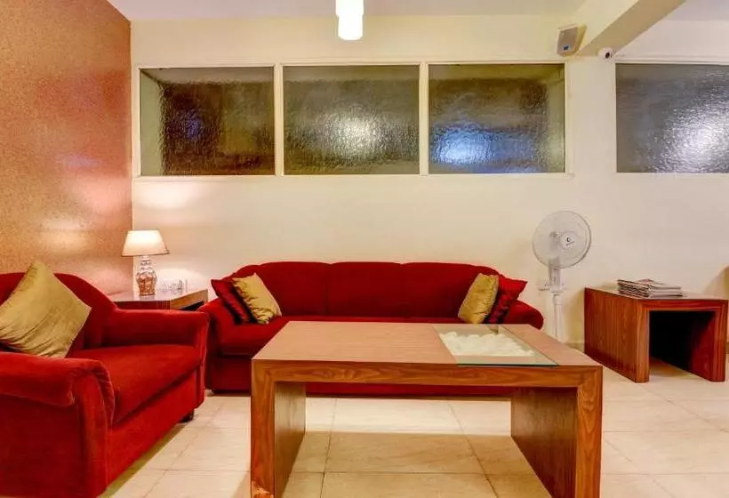 Fotos del hotel Treebo Trip Mels Regency Embassy Golflink:  14