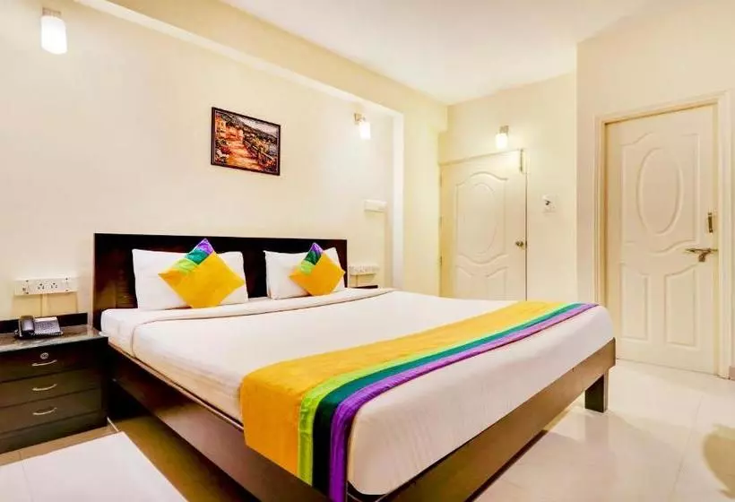 Fotos del hotel Treebo Trip Mels Regency Embassy Golflink:  8