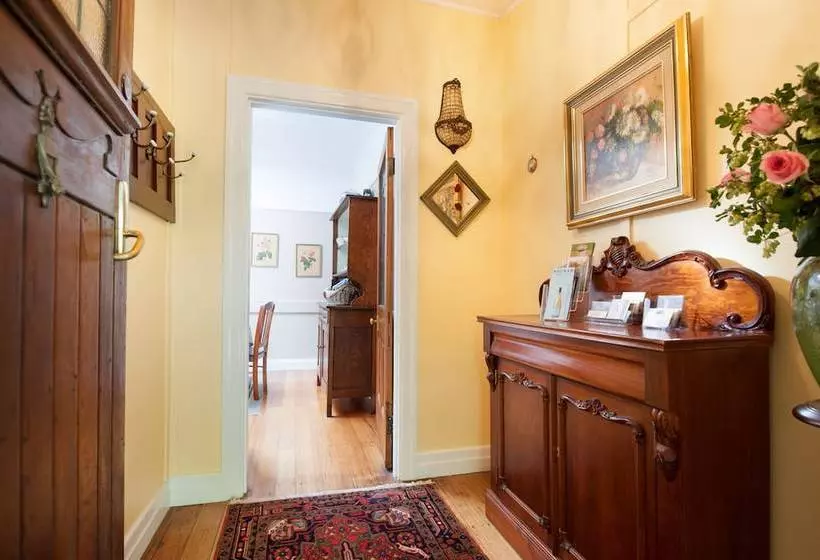 Fotos del hotel Adeline Bed And Breakfast:  9