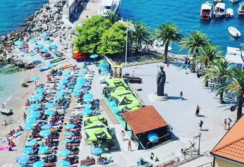 Fotos del hotel Nautica:  12