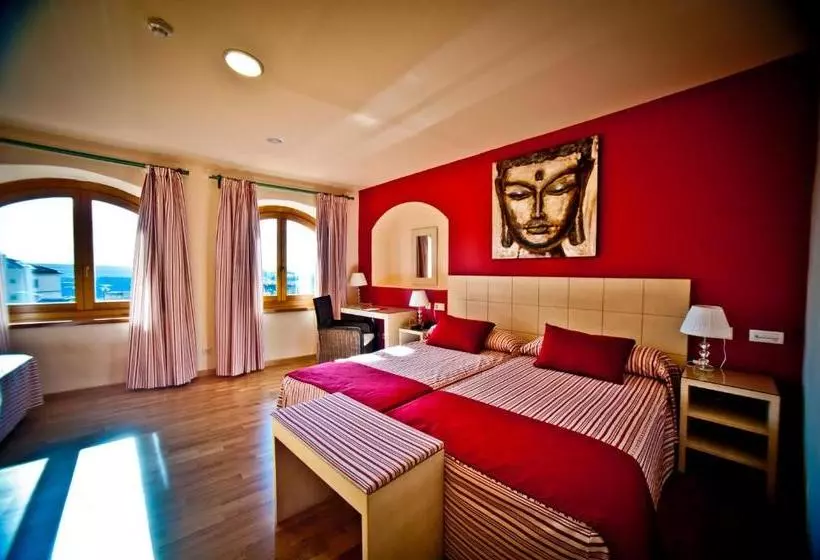 Fotos del hotel Condes De Castilla:  9