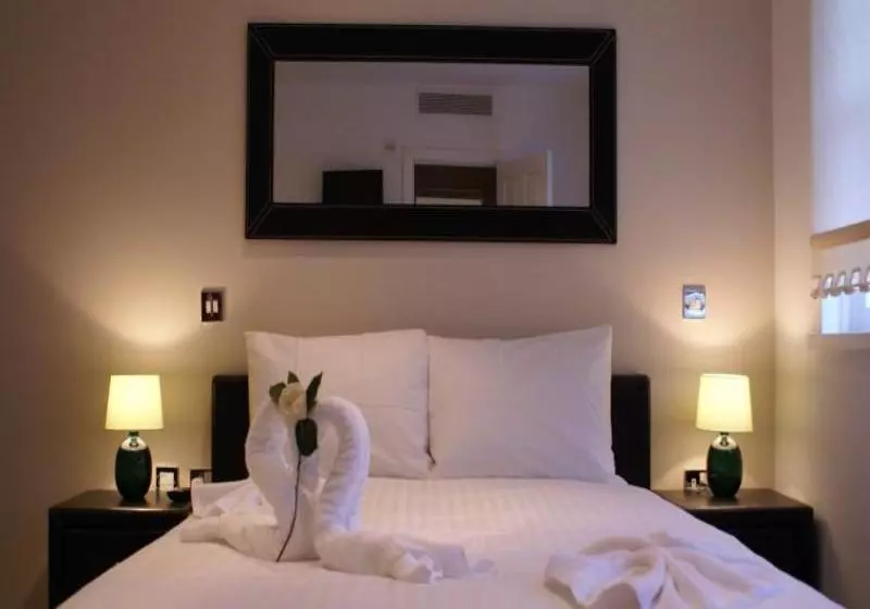 Fotos del hotel 198 Suites:  4