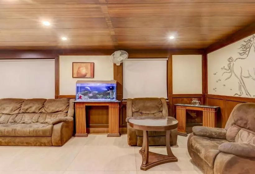 Fotos del hotel Treebo Trip Royale Brigade:  6