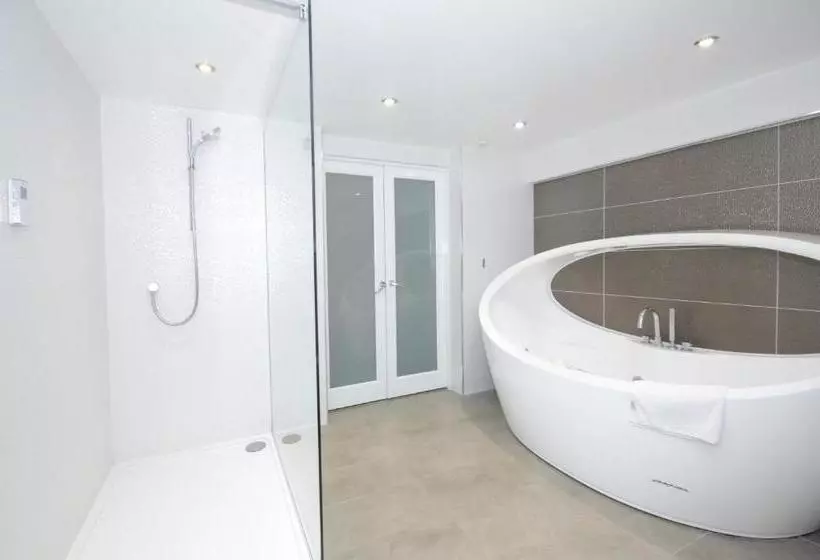 Fotos del hotel Airden House:  7