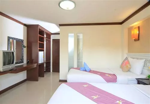 Nirundorn Resort Chaam