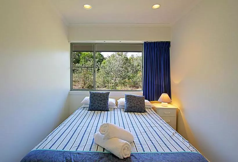 Fotos del hotel 11 James Cook Apartments:  10