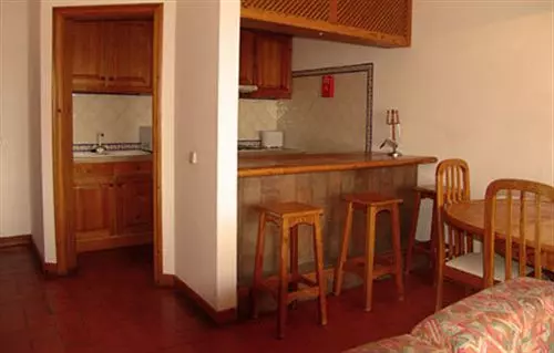 Fotos del hotel Alta Oura Apartments:  2