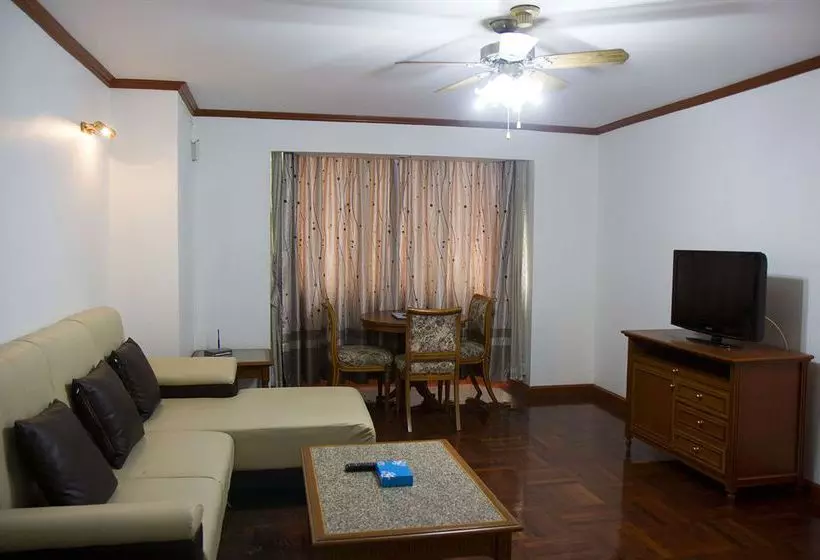 Fotos del hotel Omni Syncate Suites:  25