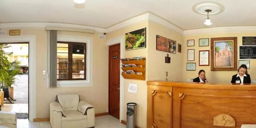 Fotos del hotel Rincon Tarasco:  2