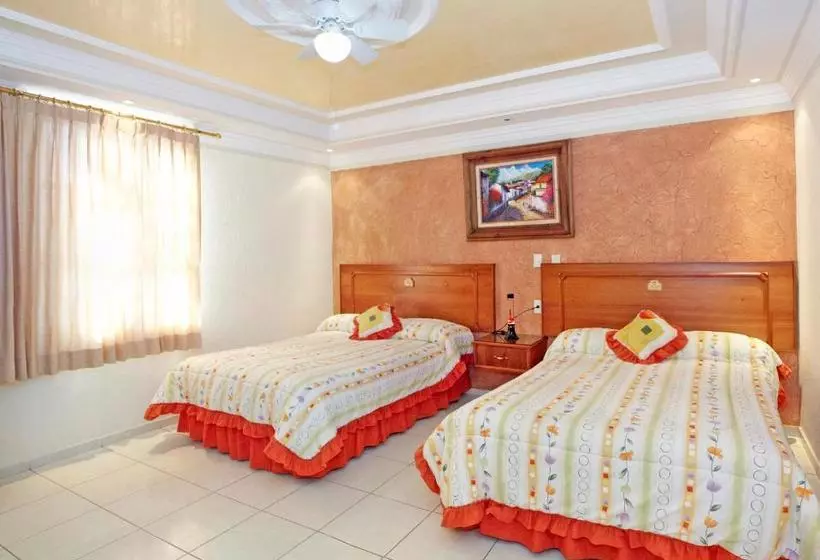 Fotos del hotel Rincon Tarasco:  6