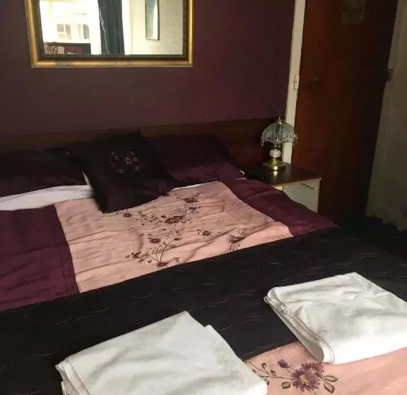 Fotos del hotel White Lodge Inn:  12