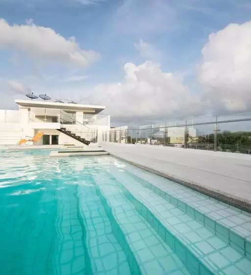 Fotos del hotel Modern Thai Suites:  2