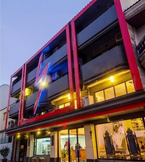 Khunsri Resort Pattaya