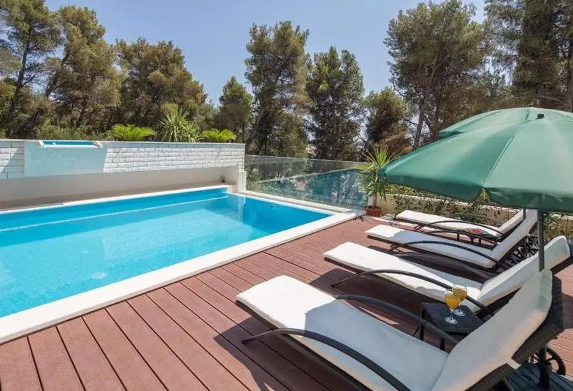 Fotos del hotel Villa Fani:  2