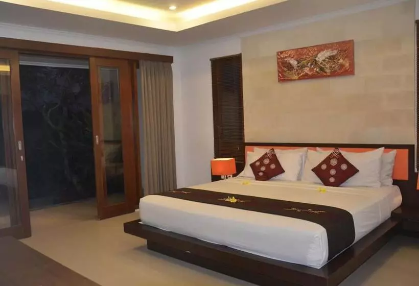 The Cory Villa