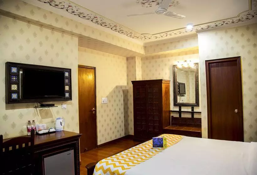 Fotos del hotel Fab Epic:  8