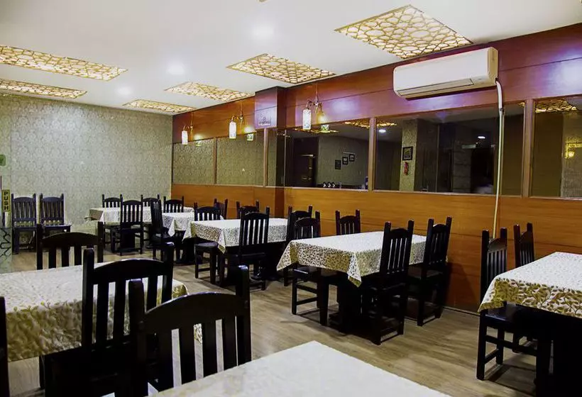 Fotos del hotel Fab Epic:  4