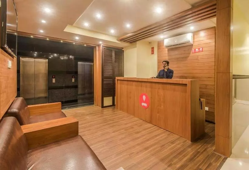 Fotos del hotel Fab Adlon International:  13