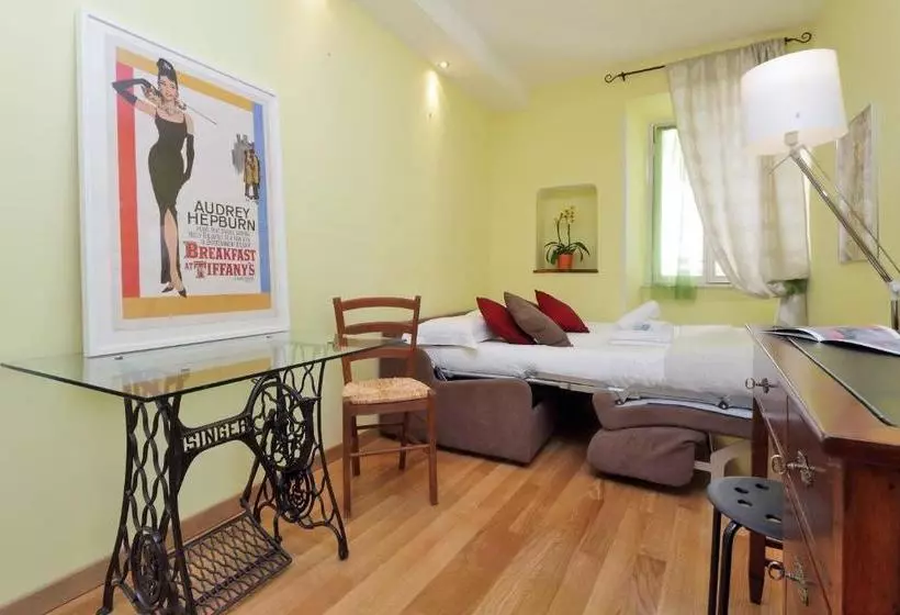 Fotos del hotel Coliseum Rooms:  12