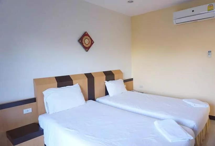 Fotos del hotel Chanprasert House:  9