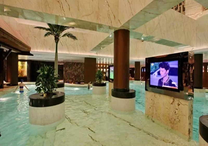 Top Elites City Resort Spa