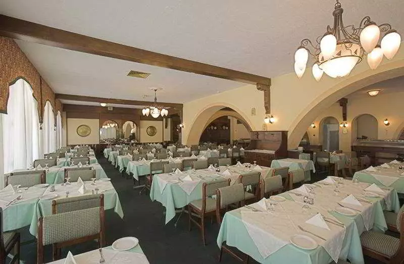 Fotos del hotel Golden Arches:  5