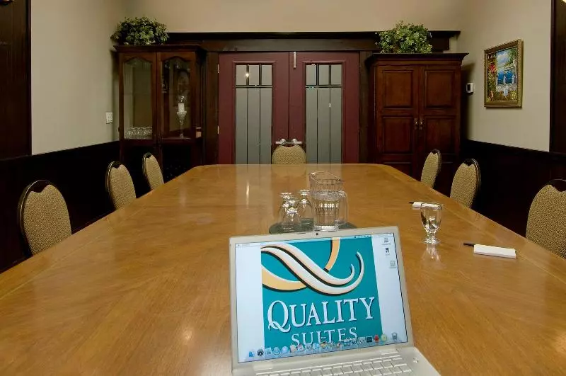 Fotos del hotel Quality Hotel Airport & Conference Centre:  7