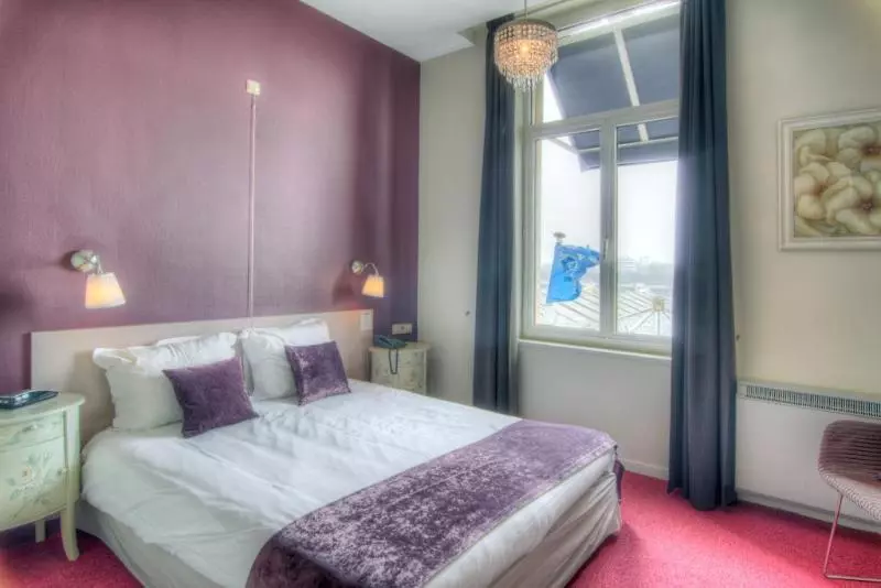 Fotos del hotel Antigone:  10