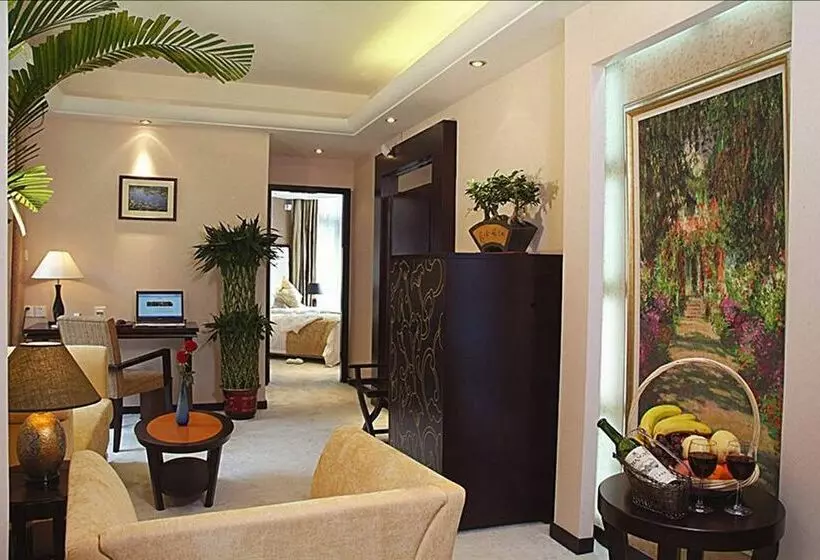 Fotos del hotel Howard Johnson All Suites:  22