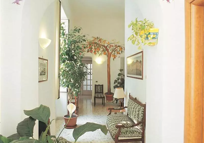 Fotos del hotel I Fiori Di Napoli B&b:  7